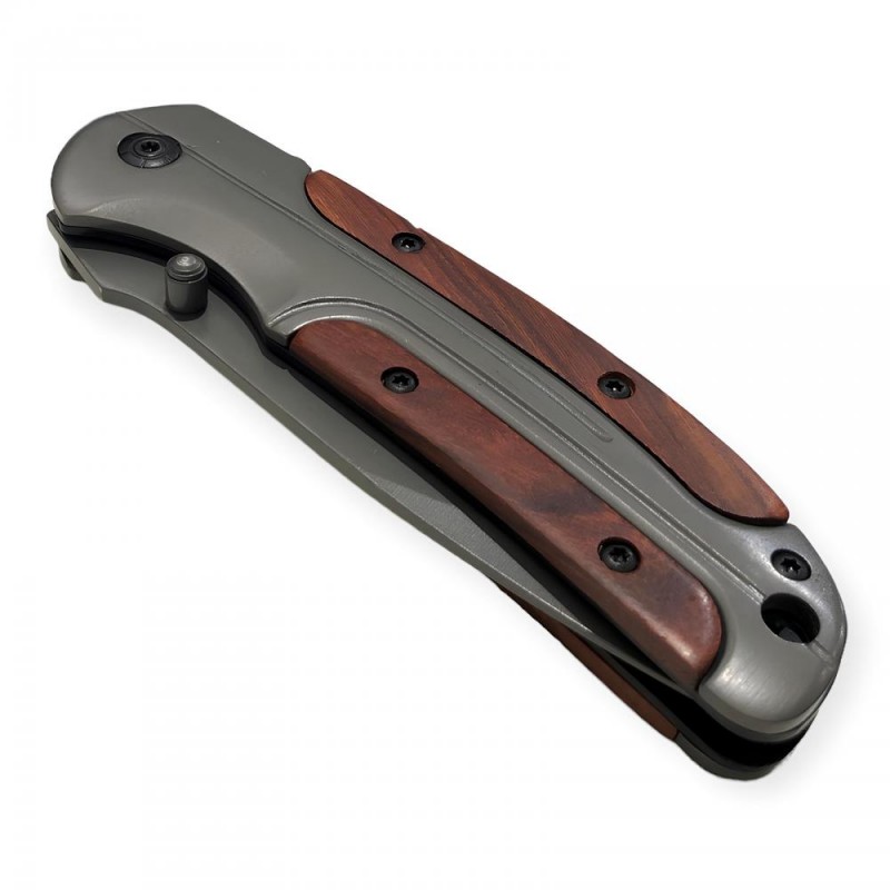 Doğa sporları ve avcılık için titanyum kaplı keskin bıçak.