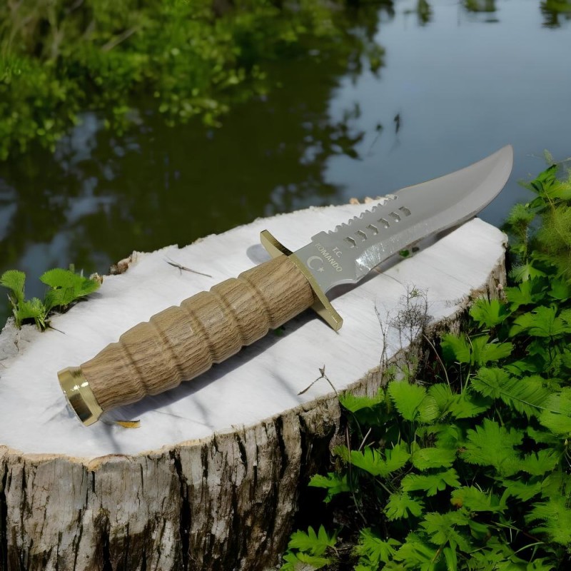 Gümüş Renkli Komando Bıçağı - Yüksek Performans ve Şık Tasarım