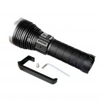 Powerdex PD-14500 avcı fenerinin darbelere karşı dayanıklı metal gövdesini gösteren ürün fotoğrafı