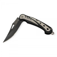 Kolay taşıma sağlayan kemer klipsli siyah taktik çakı görseli.